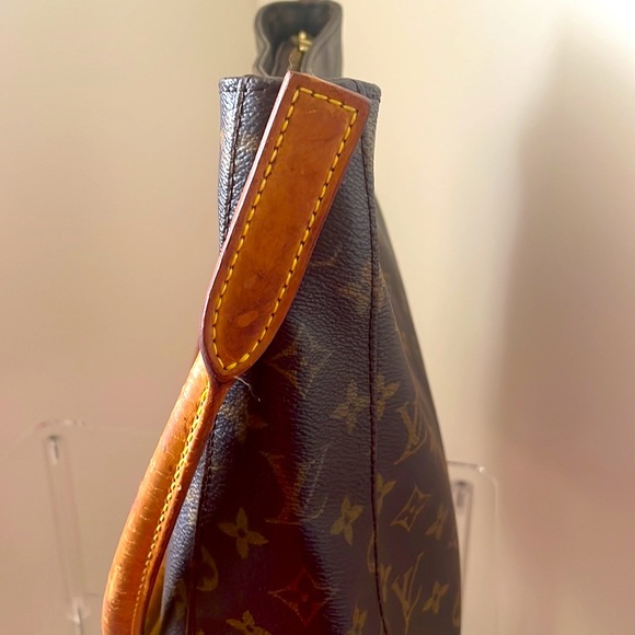 VINTAGE — Louis Vuitton PM Looping Shoulder Bag - Picture 8 of 13